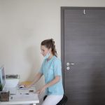 Nuhalna svetlina in dvojni hormonski test v ZC Dravlje: odvzem krvi za DHT